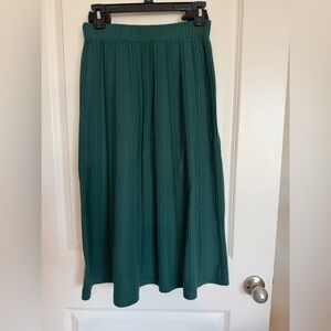 Chic Green Maxi Skirt for Women